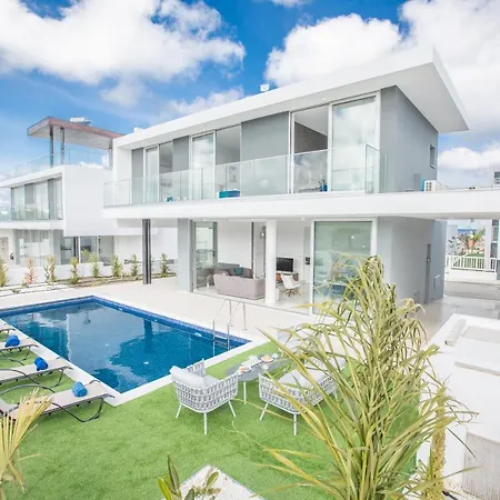 Olivine 3 Bedroom *
