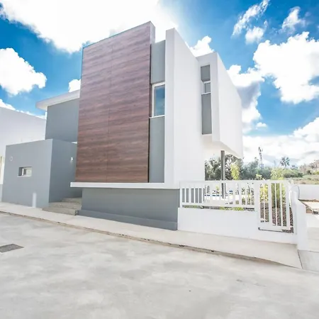 Olivine 3 Bedroom Villa Protaras