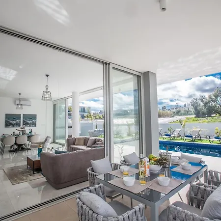 Вилла Olivine 3 Bedroom *